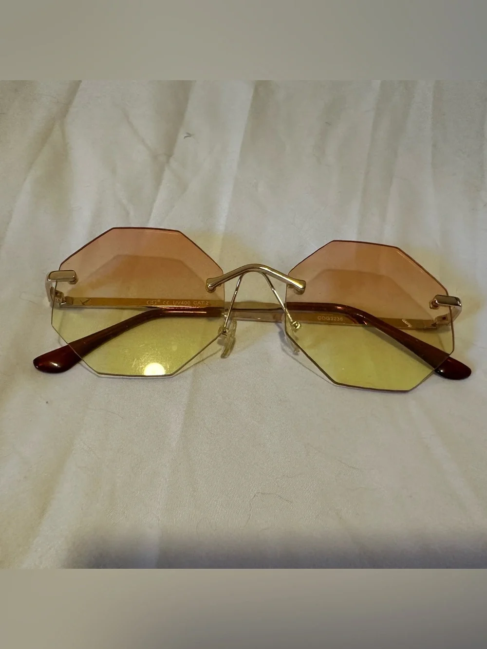 None rimless hexagon